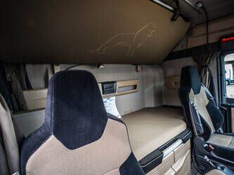 2021-man-tgx-18-470-1437711-46313777