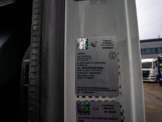 2021-man-tgx-18-470-1437711-46313781