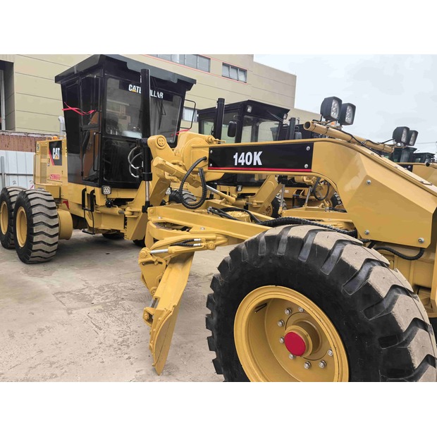 2022 كاتربيلر 140K-46313789