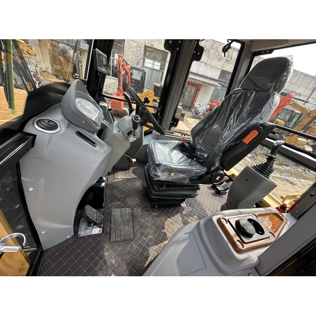 2026 كاتربيلر 432F-46313886