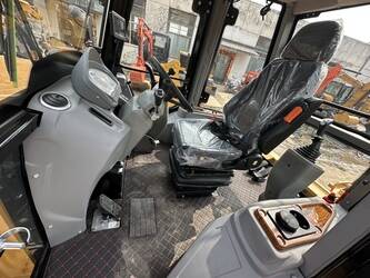 2026-caterpillar-432f-1437727-46313886