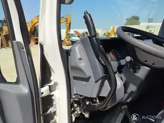 2024-isuzu-npr-1426286-46314048