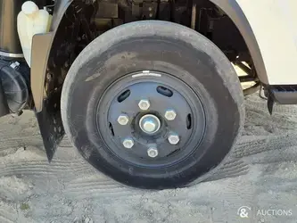 2024-isuzu-npr-1426286-46314069