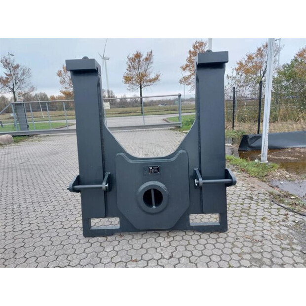 2023 اس ام في OTHERS-46314688