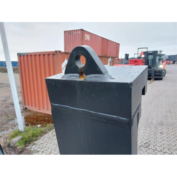 2023 اس ام في OTHERS-46314690