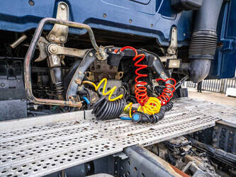 2018-mercedes-benz-actros-1848-1437744-46314750