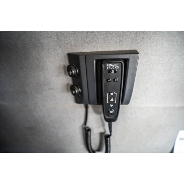 2017 Renault C430-46314826