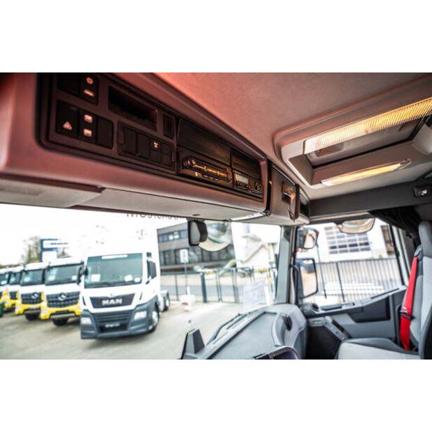 2017 Renault C430-46314829