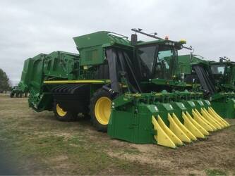 صورة ل 2019 جون دير CP690