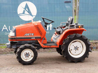 صورة ل تراكتورات زراعية كوبوتا A-155