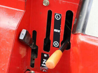 mitsubishi-mt165-1437794-46316286