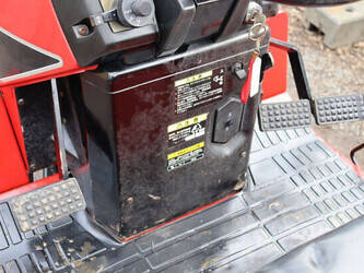 mitsubishi-mt165-1437794-46316289