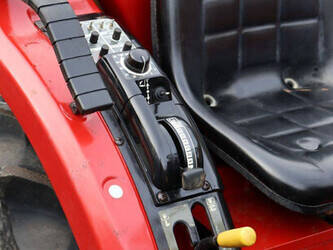 mitsubishi-mt165-1437794-46316292