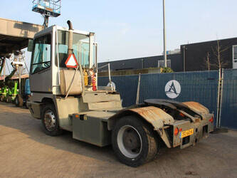 2009-terberg-yt182-1437798-46316400