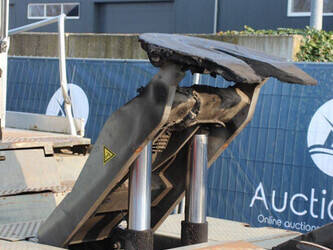 2009-terberg-yt182-1437798-46316431