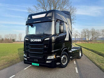 2017-scania-r500-1437801-46316506