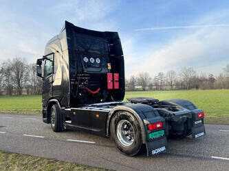 2017-scania-r500-1437801-46316507