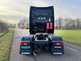 2017-scania-r500-1437801-46316508