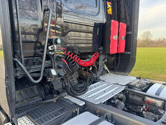 2017-scania-r500-1437801-46316518