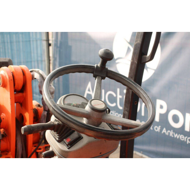 2011 Schäffer 2436-46316645