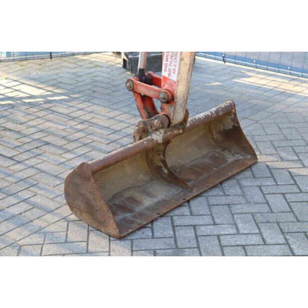 2016 KUBOTA U27-4-46316666