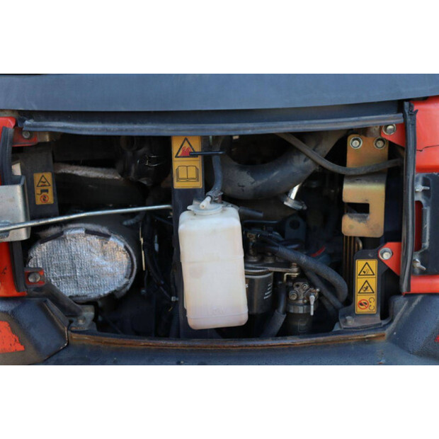 2016 KUBOTA U27-4-46316677