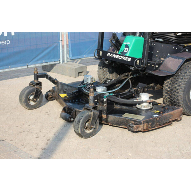 2015 Ransomes HR300-46316736