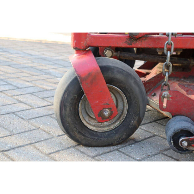 2018 Ferris Zeroturn IS2100z-46316797