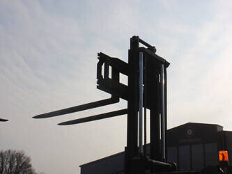 2011-linde-h80d-01-46316846