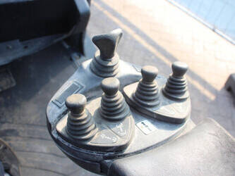 2012-linde-h30d-01-1437821-46317128