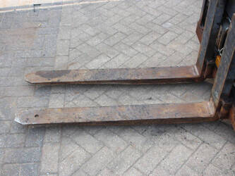 2005-mitsubishi-fd35n-1437823-46317181