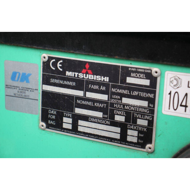 2005 ميتسوبيشي FD35N-46317182