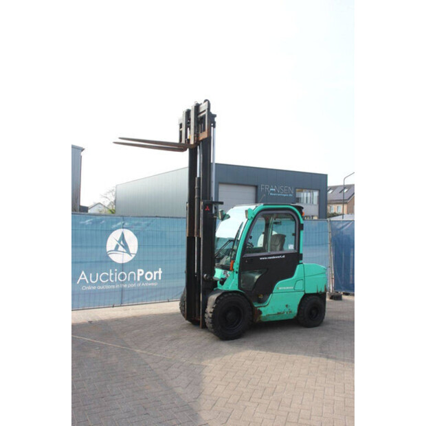 2005 ميتسوبيشي FD35N-46317199