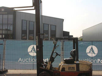 nissan-fj02a25-1437825-46317261