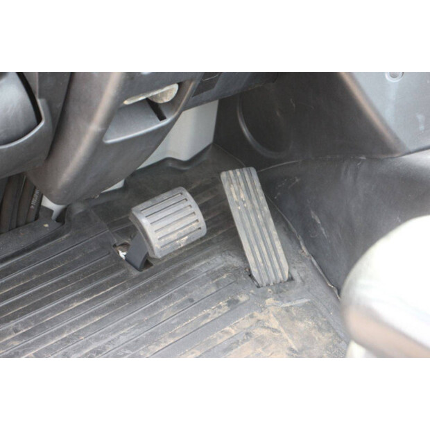 2019 Still RX70-25-46317313