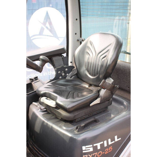 2019 Still RX70-25-46317315