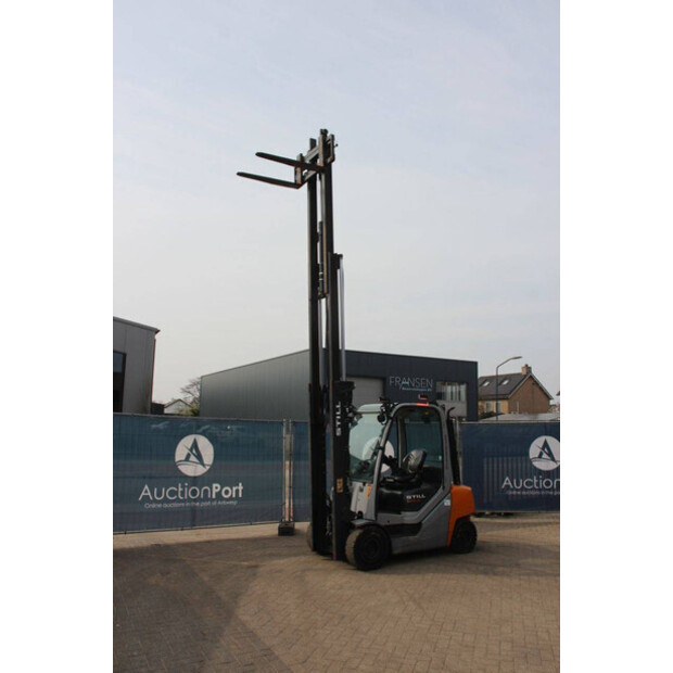 2019 Still RX70-25-46317320