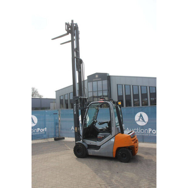 2019 Still RX70-25-46317322