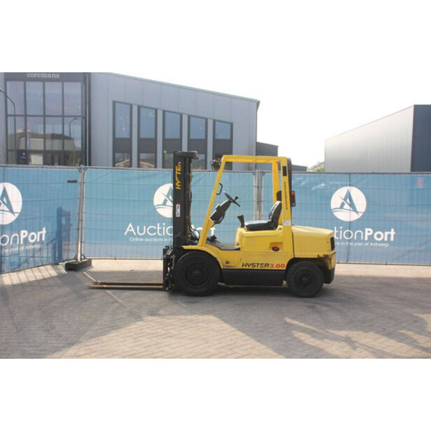 2000 Hyster H3.00XM-46317325