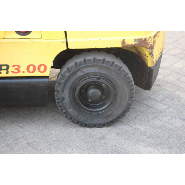 2000 Hyster H3.00XM-46317338