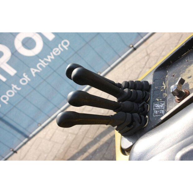 2000 Hyster H3.00XM-46317347