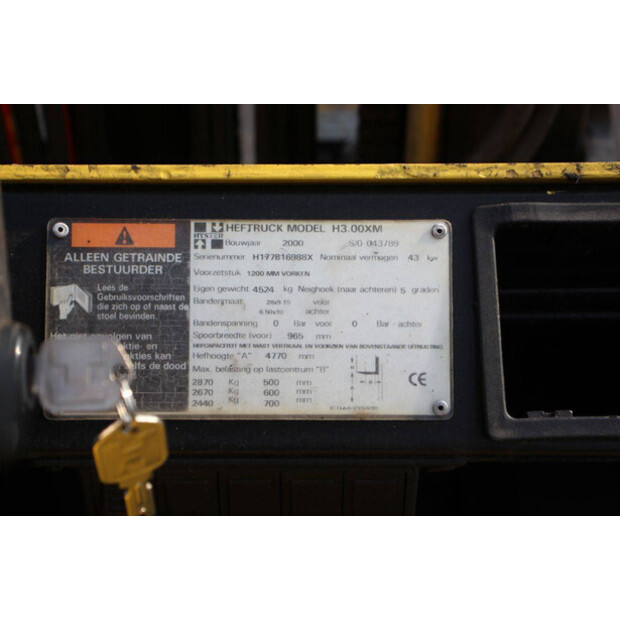 2000 Hyster H3.00XM-46317349