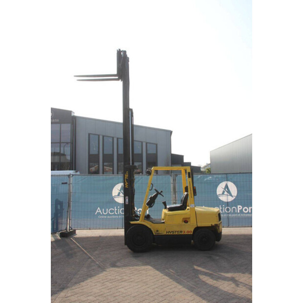 2000 Hyster H3.00XM-46317351