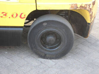 2004-hyster-h3-00xm-1437831-46317427