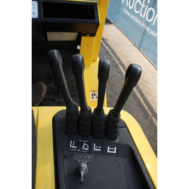 2004 هايستر H3.00XM-46317437