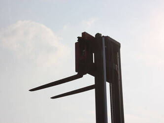 2004-hyster-h3-00xm-1437831-46317443