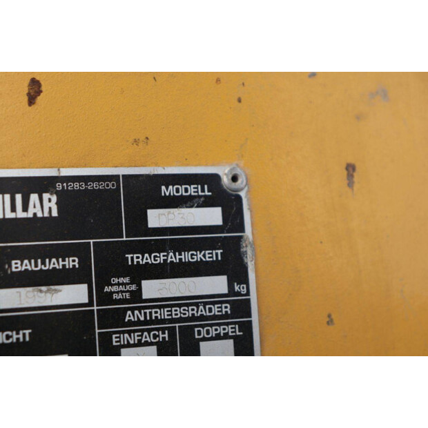 1997 Caterpillar DP30-46317562