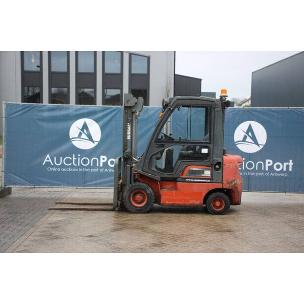 2000 NISSAN FDGTA150-46317590