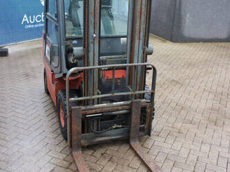 2000-nissan-fdgta150-1437836-46317594