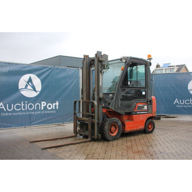 2000 NISSAN FDGTA150-46317596